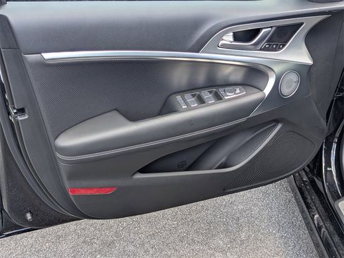 Used 2026 Genesis G70 2.5T Prestige image 10