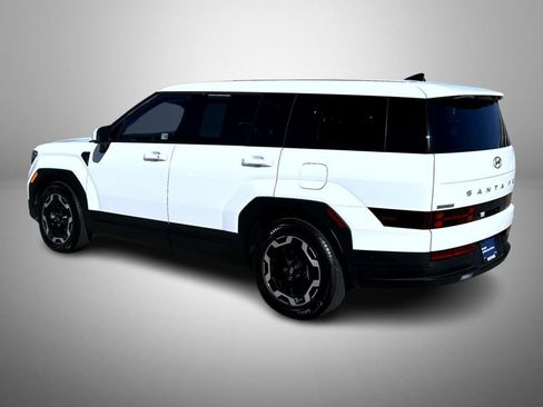 Used 2025 Hyundai Santa Fe SE image 8