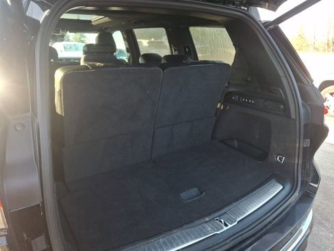 Used 2022 Jeep Grand Cherokee L Overland image 9