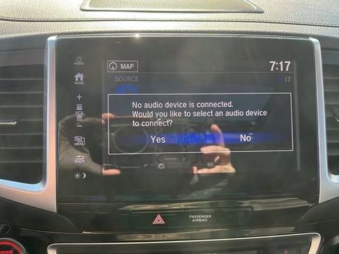 Used 2017 Honda Ridgeline RTL-E image 11