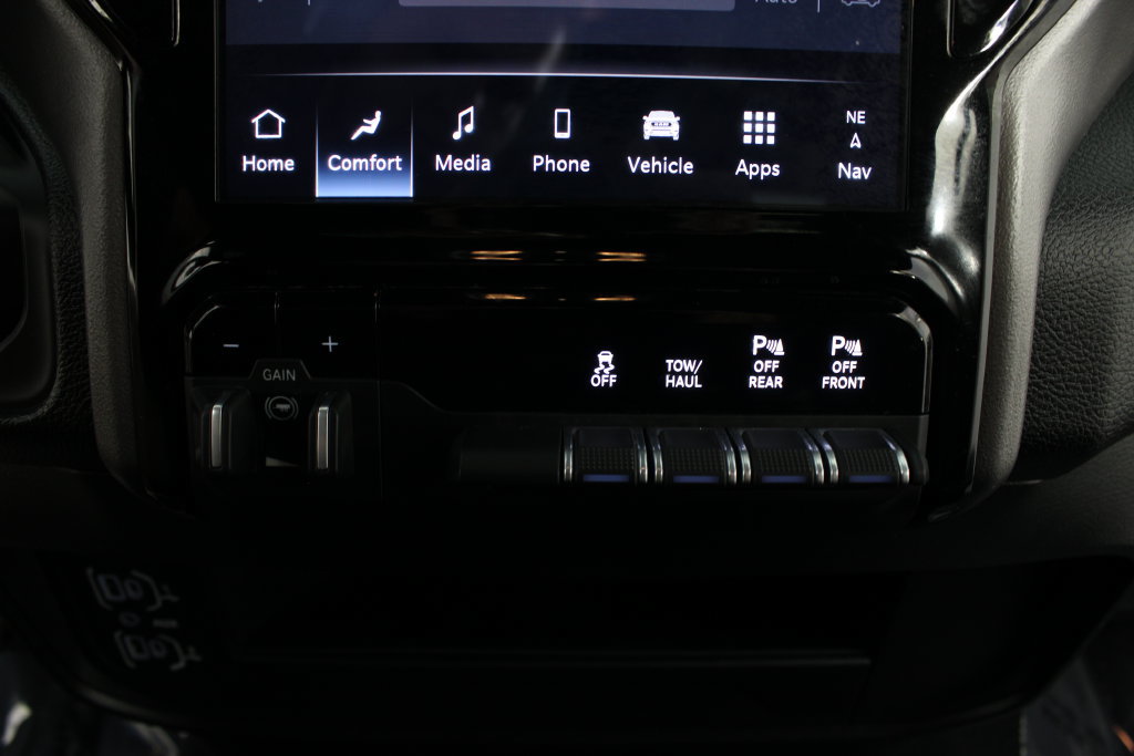 Used 2026 RAM 2500 Big Horn AWD/4WD image 7