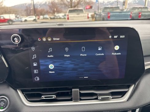 Used 2025 Chevrolet Equinox LT image 23