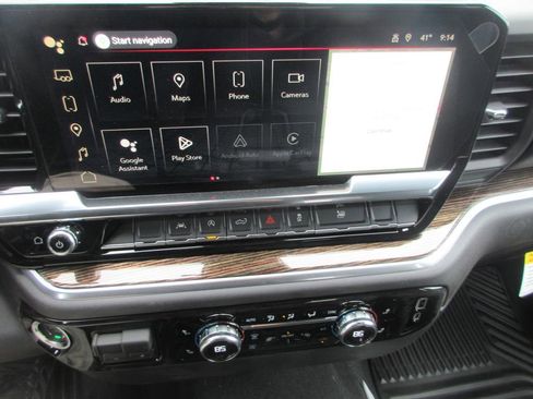 New 2026 GMC Sierra 1500 SLE w/ Max Trailering Package AWD/4WD image 17
