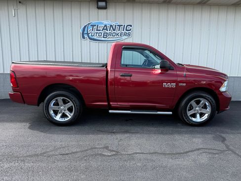 Used 2013 RAM 1500 Express RWD image 3