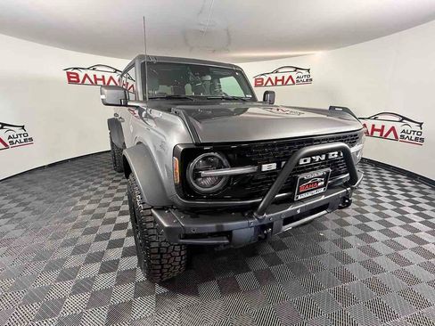 Used 2022 Ford Bronco Wildtrak AWD/4WD image 15