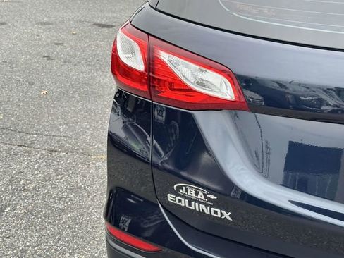 Used 2020 Chevrolet Equinox LS image 29