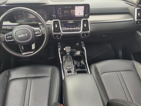 Used 2022 Kia Sorento SX image 14