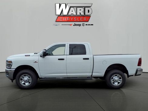 New 2026 RAM 2500 Tradesman AWD/4WD image 15