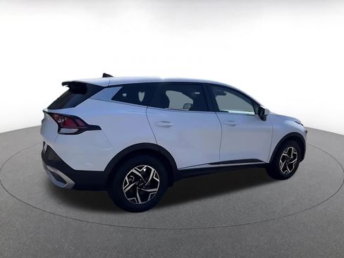 Used 2025 Kia Sportage LX image 15
