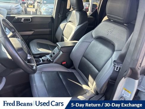 Used 2023 Ford Bronco Black Diamond image 19