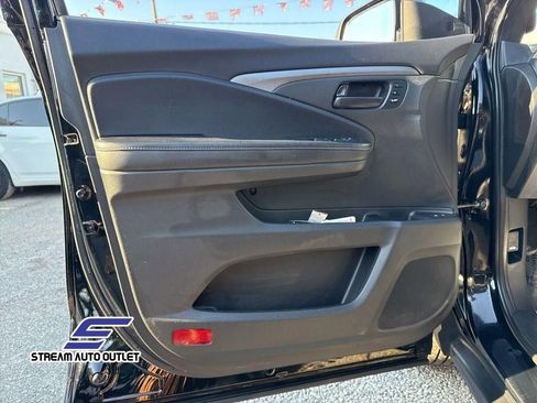 Used 2022 Honda Pilot TrailSport image 30