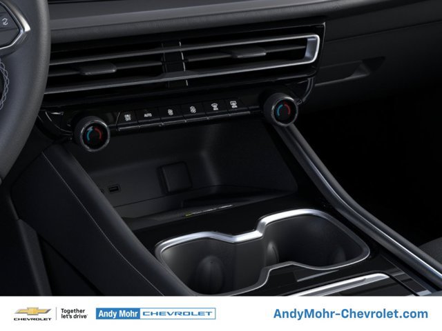 New 2026 Chevrolet Traverse LT w/ LPO, Floor Liner Package FWD image 30