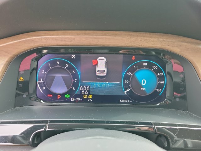 Used 2025 Volkswagen Atlas SE AWD/4WD image 31