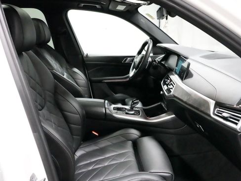 Used 2023 BMW X5 xDrive40i w/ Premium Package AWD/4WD image 7