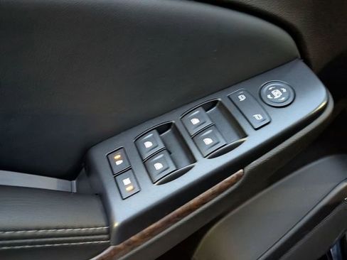 Used 2017 Chevrolet Tahoe LS image 15