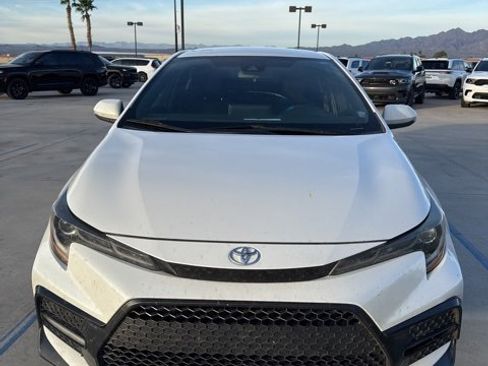 Used 2020 Toyota Corolla SE image 1