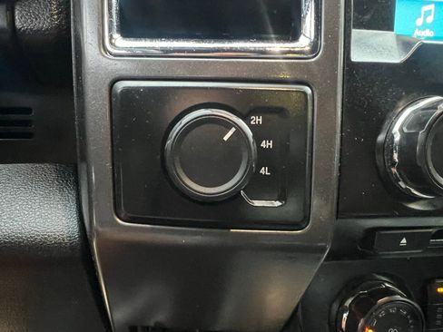 Used 2016 Ford F150 XLT w/ Equipment Group 302A Luxury image 33