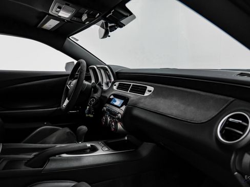 Used 2015 Chevrolet Camaro Z/28 image 44