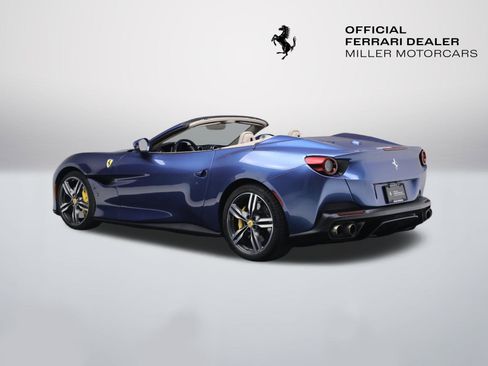 Certified 2020 Ferrari Portofino image 5