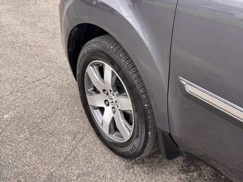 Used 2015 Honda Pilot Touring image 29