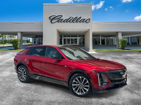 Certified 2025 Cadillac Lyriq Sport AWD/4WD image 2