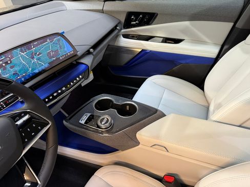 New 2026 Cadillac Optiq Sport 1 AWD/4WD image 38