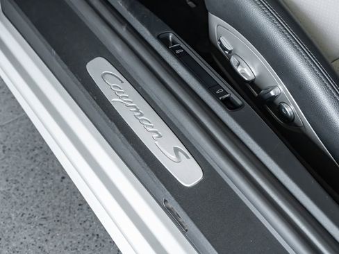 Certified 2020 Porsche 718 Cayman S image 13