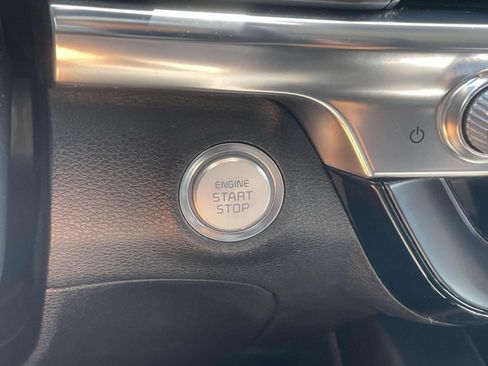 Used 2022 Kia Telluride S AWD/4WD image 25