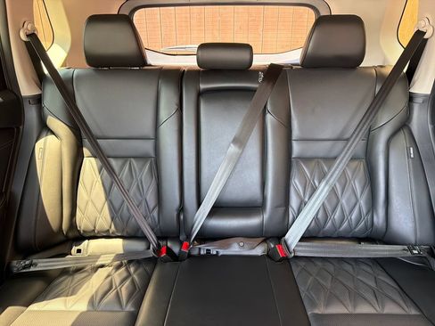 Used 2026 Nissan Rogue Platinum w/ Platinum Premium Package AWD/4WD image 30