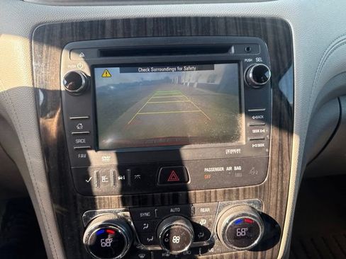 Used 2013 Chevrolet Traverse LT w/ All-Star Edition AWD/4WD image 14