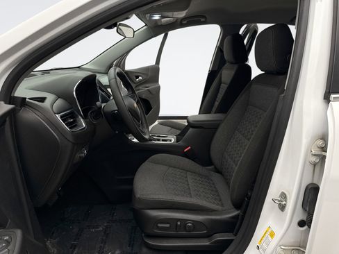 Used 2022 Chevrolet Equinox LT image 11