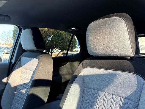 Certified 2024 Chevrolet Equinox LS w/ LS Convenience Package image 18