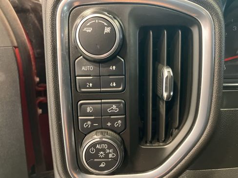 Used 2019 Chevrolet Silverado 1500 LT Trail Boss AWD/4WD image 16