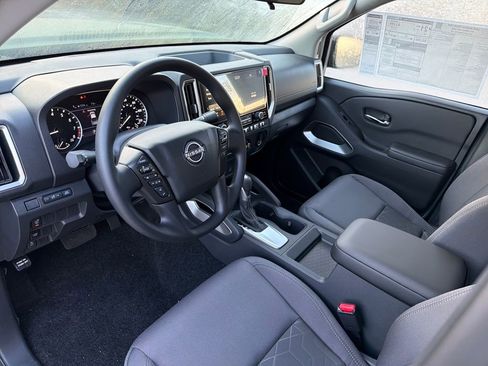 New 2026 Nissan Frontier SV w/ Tow Package RWD image 12