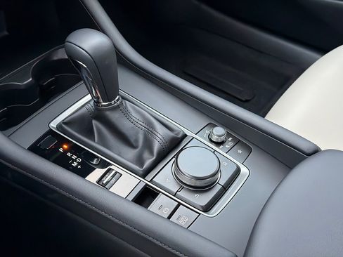 New 2026 MAZDA MAZDA3 2.5 S Sedan w/ Preferred Pkg image 27