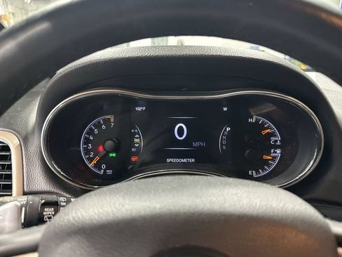 Used 2015 Jeep Grand Cherokee Altitude AWD/4WD image 14