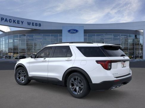 New 2026 Ford Explorer Active w/ Active Comfort Package AWD/4WD image 6