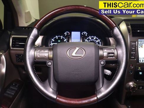Used 2019 Lexus GX 460 Premium image 10