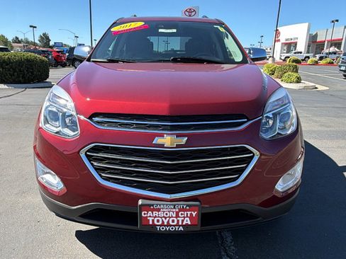 Used 2017 Chevrolet Equinox Premier w/ Enhanced Convenience Package AWD/4WD image 8