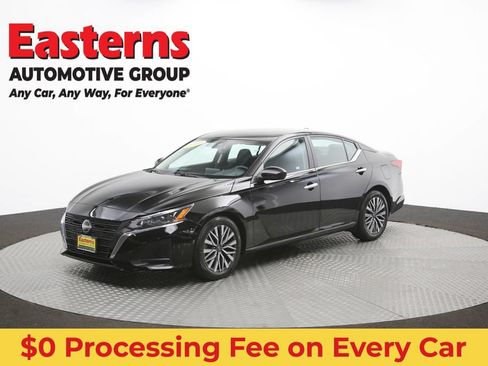 Used 2023 Nissan Altima 2.5 SV FWD image 58