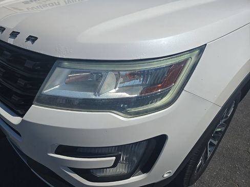 Used 2016 Ford Explorer Platinum AWD/4WD image 33