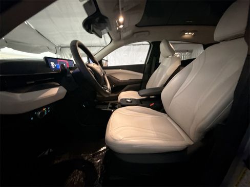 Used 2021 Ford Mustang Mach-E Premium image 13