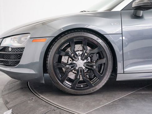 Used 2012 Audi R8 V10 image 24