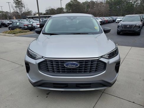 Used 2024 Ford Escape Active w/ Cold Weather Package image 11