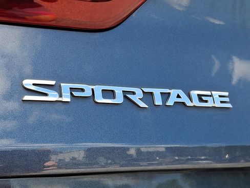 Used 2020 Kia Sportage LX w/ LX Popular Package AWD/4WD image 30