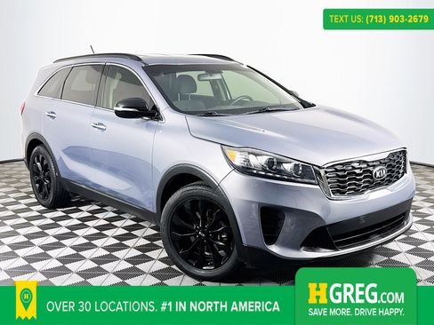 Used 2019 Kia Sorento S image 1