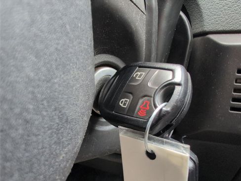 Used 2011 Ford F150 XLT w/ XLT Chrome Pkg image 38