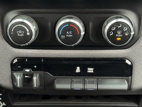 Used 2023 RAM 3500 Tradesman image 19