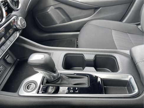 Used 2025 Nissan Sentra SV w/ All-Weather Package image 30