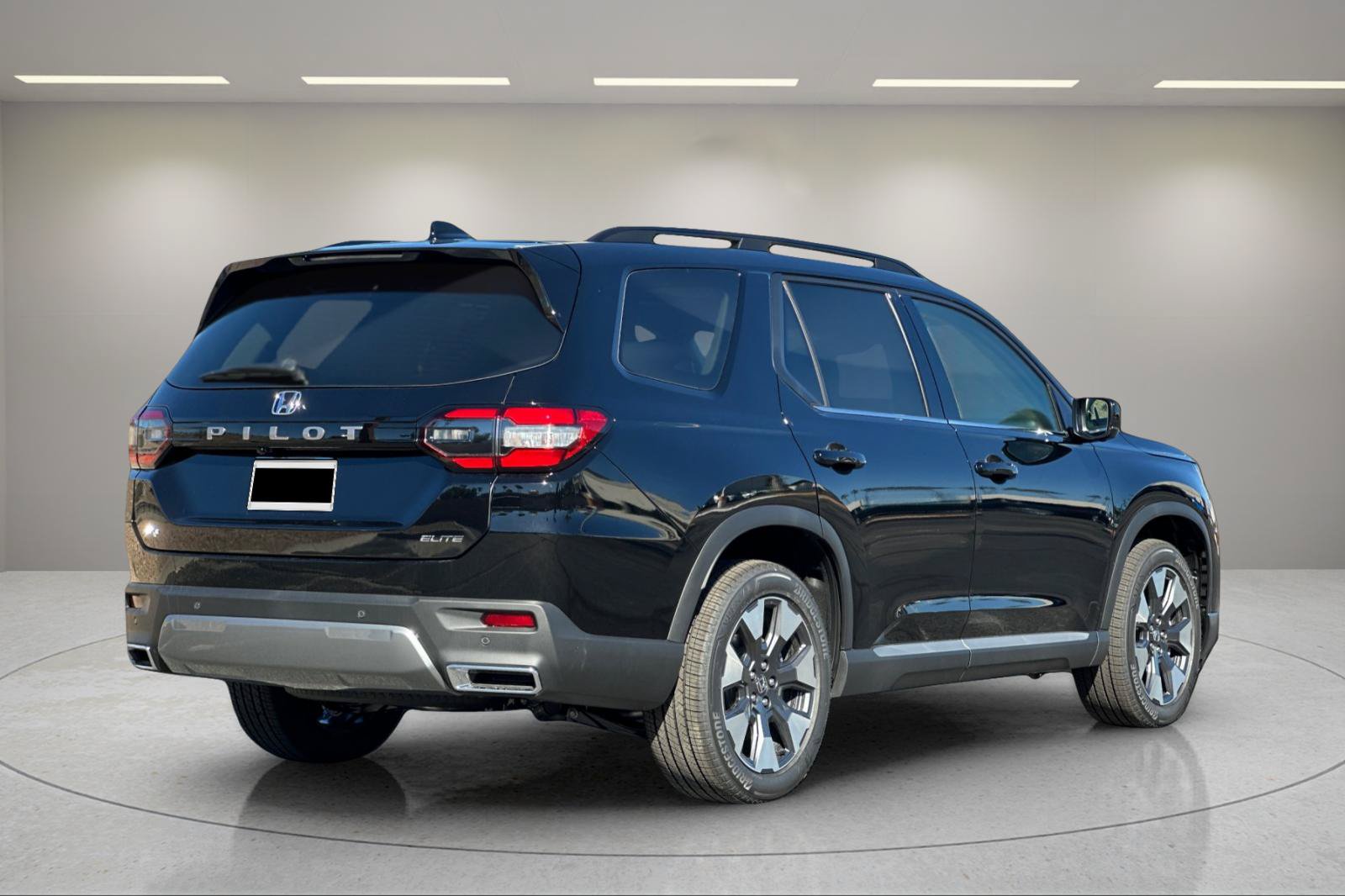 New 2026 Honda Pilot Elite image 3